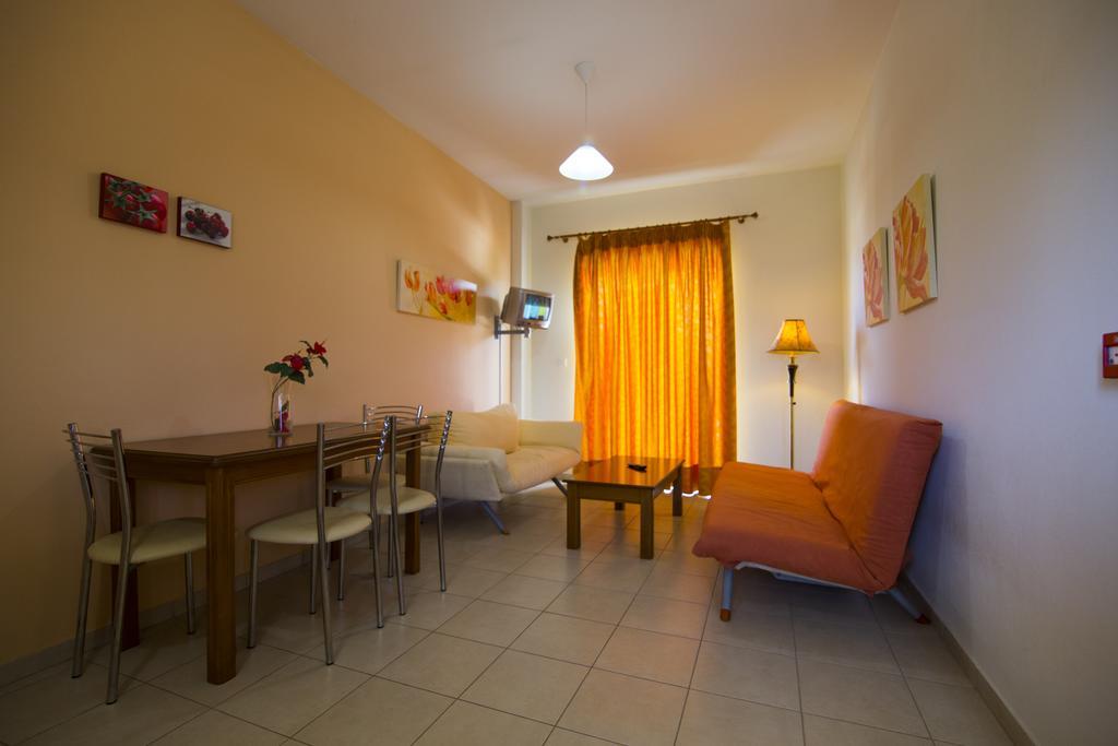 Vakis Apartments Захаро Екстер'єр фото